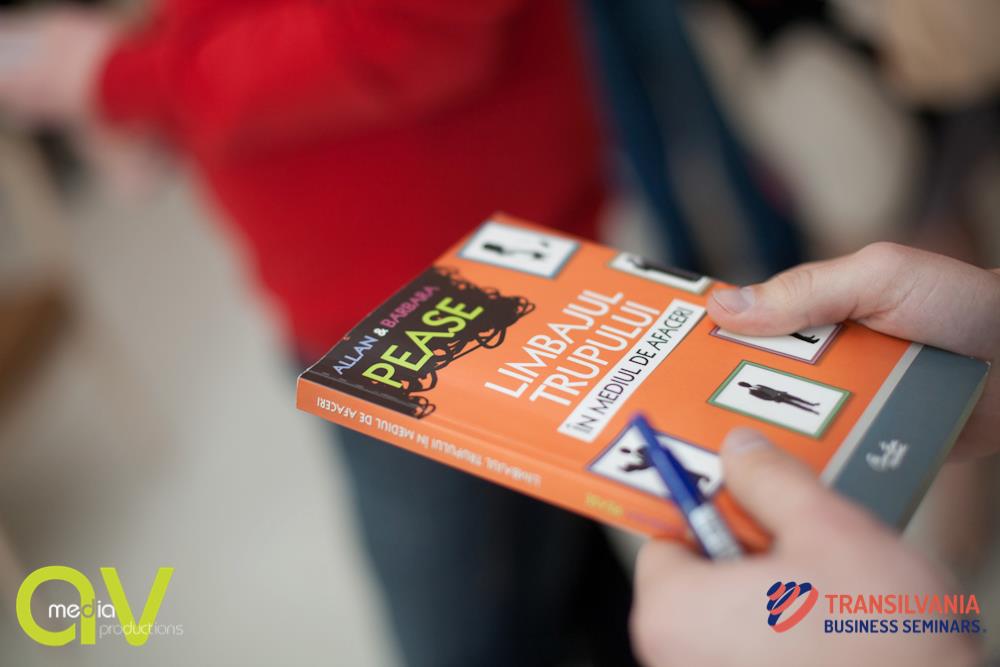 886451_468436139888535_1630456595_o