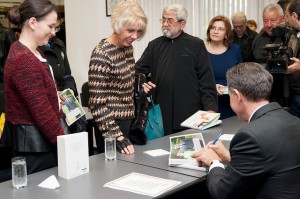 15292531990_d670b99f60_z