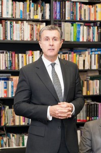 15479253435_8df92cefbe_z