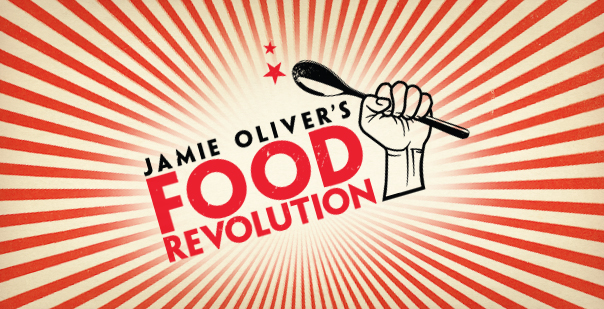 Food Revolution România începe cu „Micii bucătari”