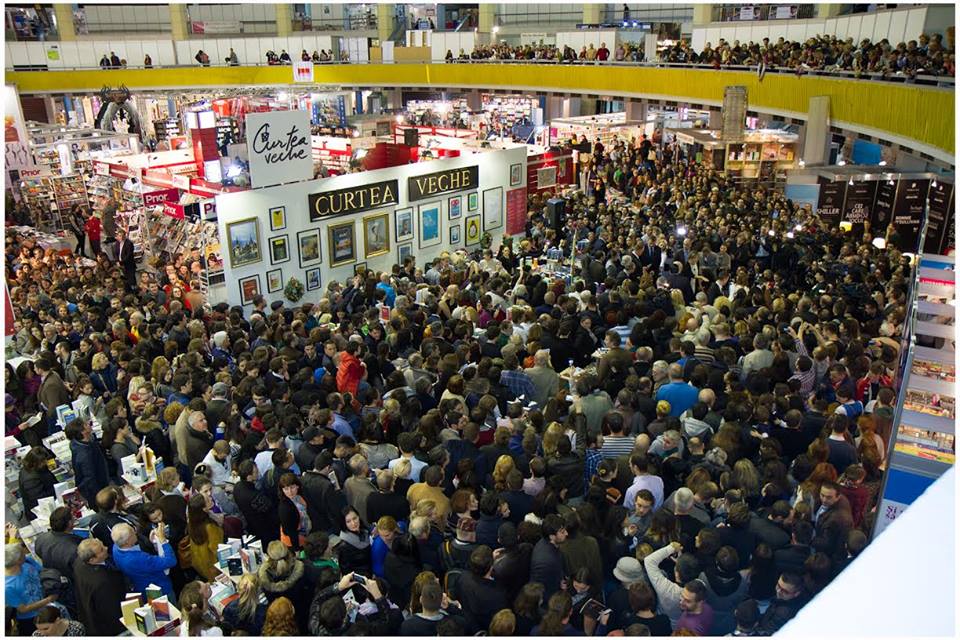 Klaus Iohannis la Gaudeamus: “Cultura ne salvează!”