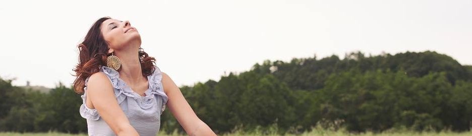 Femeile trăiesc mai mult dacă locuiesc departe de oraș