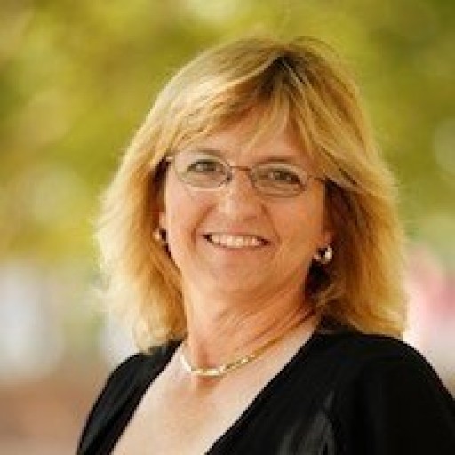 Dr. Lisa Nyberg - Carti
