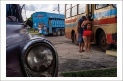 Pagina 3 Cărți Poștale - Postcard Cosmin Bumbuț 9 - Cosmin Bumbuț - Curtea Veche Publishing