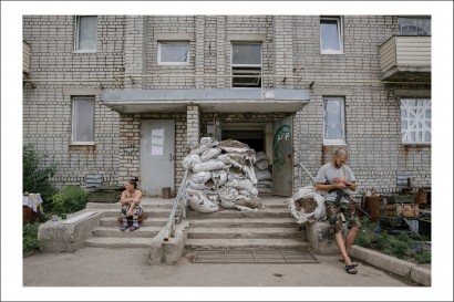 Ioana Moldovan - Postcard Ioana Moldovan 8 - Curtea Veche Publishing